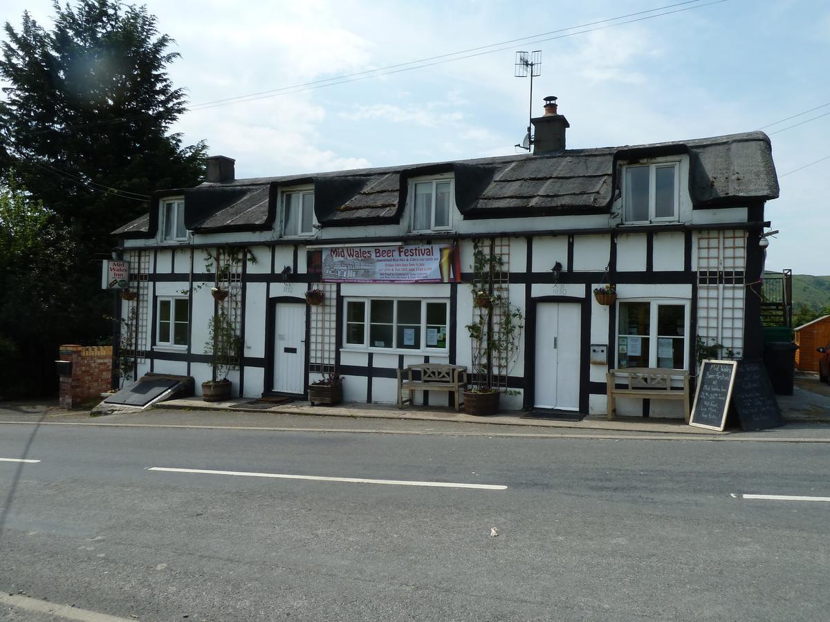 Mid Wales Inn Pant-y-Dwr Экстерьер фото